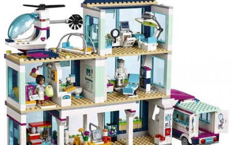 历史新低！乐高Lego Friends 好朋友系列 41318心湖城医院 （871pcs）