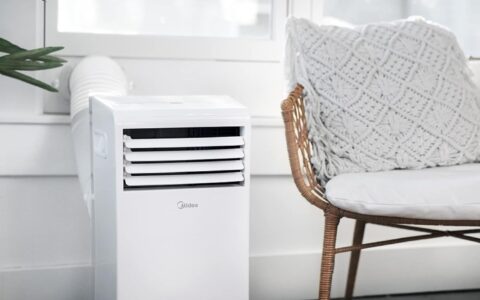 历史低价！Midea 美的 6,000 BTU ASHRAE 三合一便携式移动空调特卖+包邮！带除湿和风扇功能