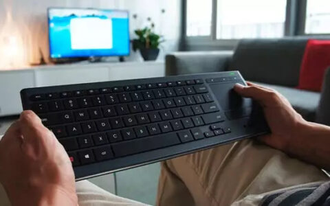 手慢无！Logitech 罗技 K830 键鼠二合一 无线背光键盘，特卖+包邮！