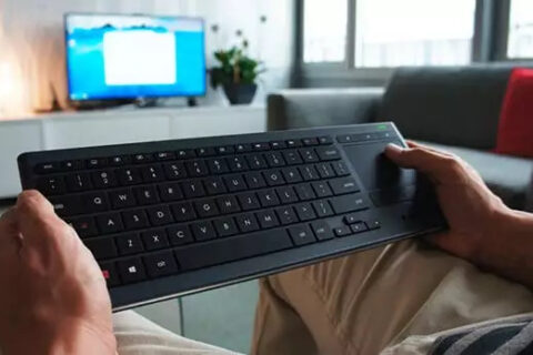 手慢无！Logitech 罗技 K830 键鼠二合一 无线背光键盘，特卖+包邮！