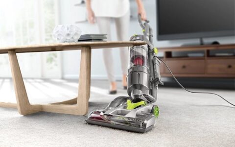 Hoover 胡佛 UH72400 Air Steerable 无袋直立式真空吸尘器 特卖+包邮!