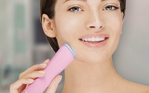 Foreo Espada è¾ä¸å¸è¾¾ ç²çº¢æ¬¾ èåç¾é¢åè¤ä»ª6.8æ 135.45å ååé®ï¼