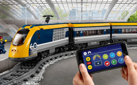 LEGO 乐高城市 60197 客运火车（677pcs）特卖+包邮！可手机蓝牙遥控！