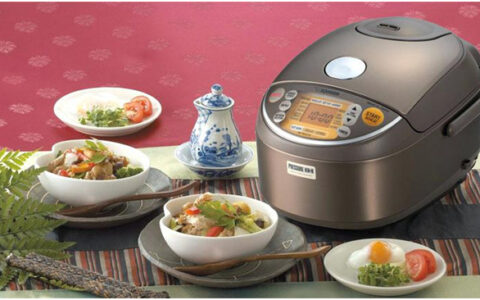 历史最低！史上最智能电饭煲！Zojirushi 象印 NP-NVC18 10杯量微电脑智能电饭煲特卖+包邮！