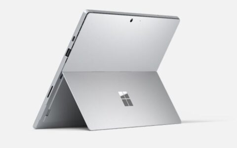 仅今天！黑五价！历史低价！微软 Microsoft 最新款 Surface Pro 7 笔记本电脑（12.3英寸触摸屏 , 英特尔酷睿 i5 , 8GB,128GB SSD ）特卖+包邮！