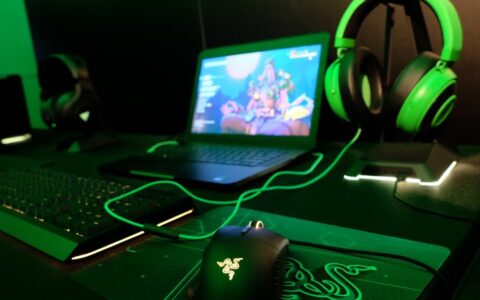 多款 雷蛇 Razer 游戏键盘、鼠标、耳麦、话筒、摄像头等特卖！