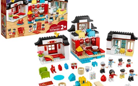 LEGO 乐高 DUPLO 得宝 10943 中国快乐童年时刻 (227 Pcs) 特卖+包邮！二合一再现春节和幼儿园第一天