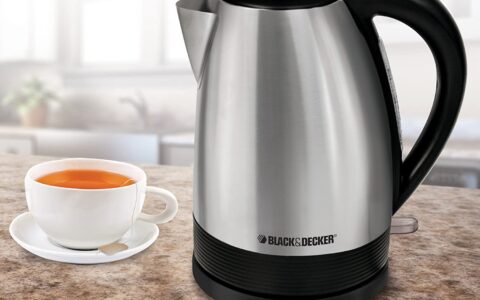 BLACK+DECKER 不锈钢1.7升电热水壶特卖+包邮！