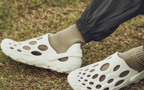 Merrell 迈乐 官网大促！精选成人儿童洞洞鞋、凉鞋、运动鞋服、户外登山靴等低至3折！