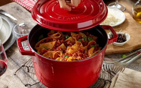 超低价！法国国宝 Staub 5夸脱  Tall Cocotte 珐琅铸铁锅特卖+包邮！原价409.94