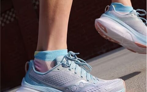 跑鞋界王者！索康尼 Saucony 官网 精选热门跑鞋等低至4.4折特卖！