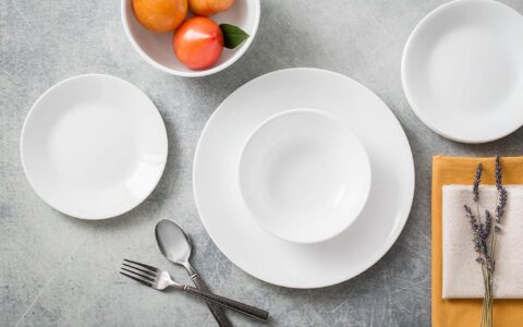 Corelle 康宁 Livingware 经典白色餐具18件套特卖+包邮！不留细菌，防碎防刮