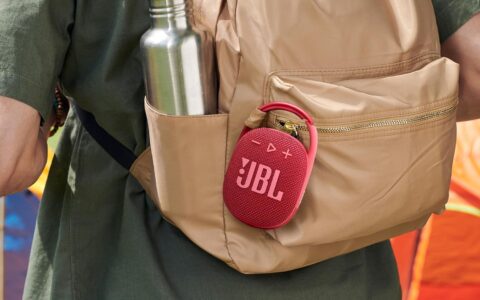 历史低价！JBL Clip 4 防水便携随身音箱特卖+包邮！10小时播放 2色可选！