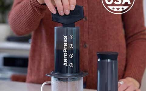历史低价！AeroPress 爱乐压 Original 超便携咖啡机特卖+包邮！随时随地享用顺滑浓郁咖啡
